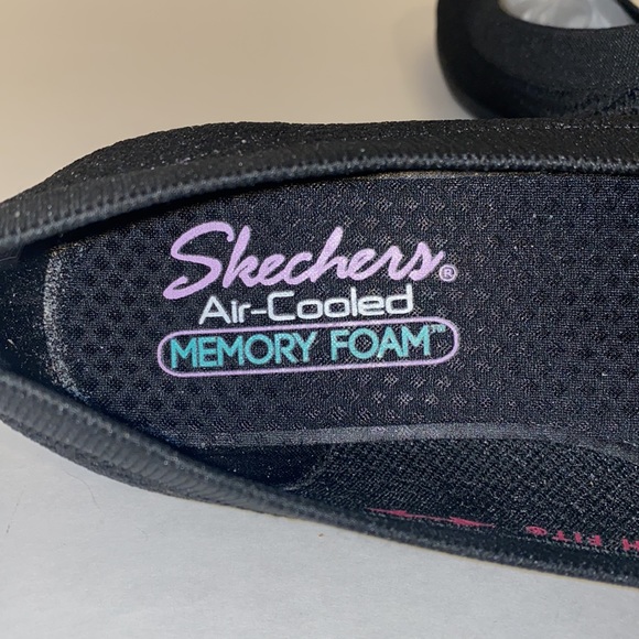 Cleo’s by Skechers size 7 slip ons - Picture 5 of 9